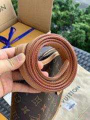 LV bag size 18X15X8 ㎝