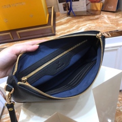 LV size  19X29 CM