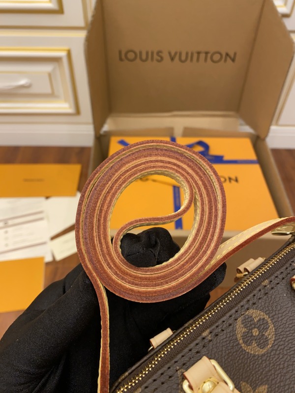 LV size 16x11x9CM