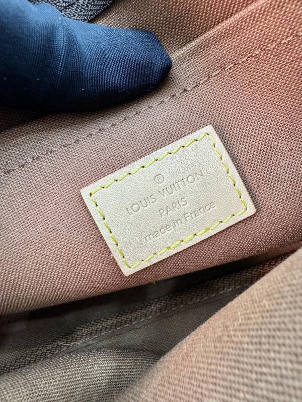 LV size 24x16x6CM