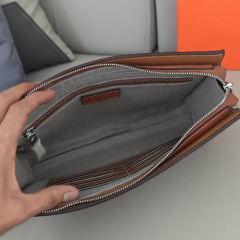 HERMES size 28*18*4 cm