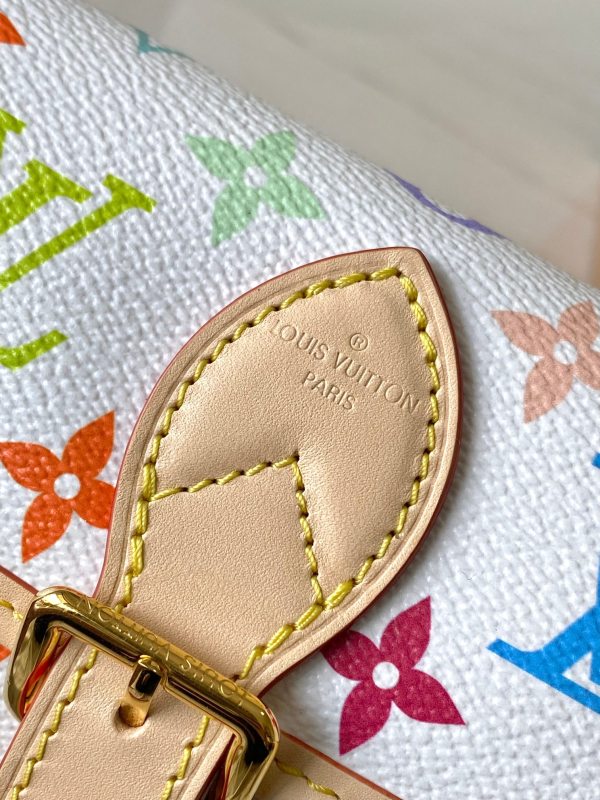 LV size 19 x 10.5 x 6 cm