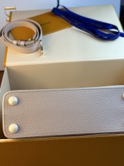 LV Original 1:1 replica