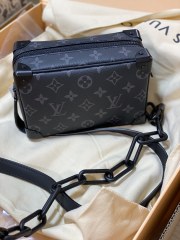 LV  Original 1:1 replica