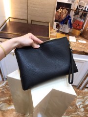LV size  19X29 CM