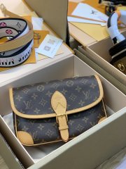LV  Original 1:1 replica