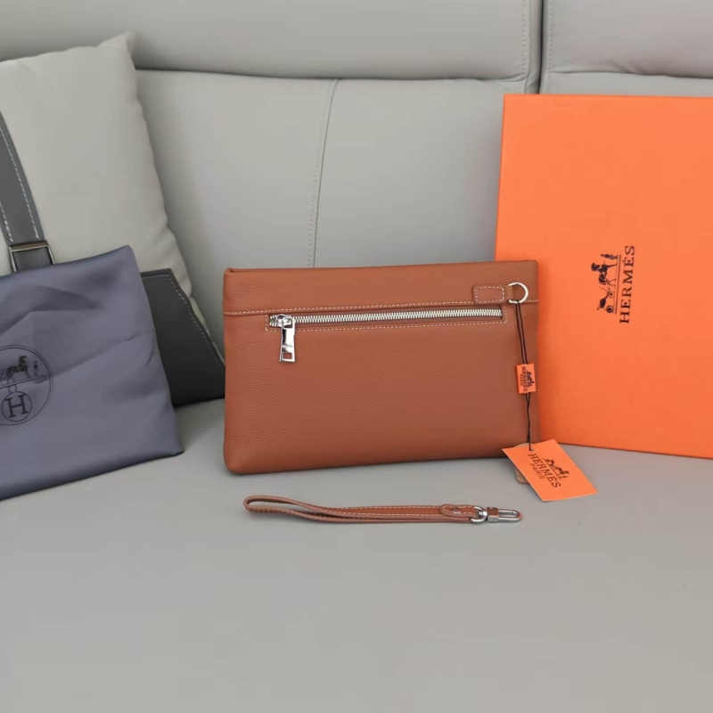 HERMES  size  28*18*3cm