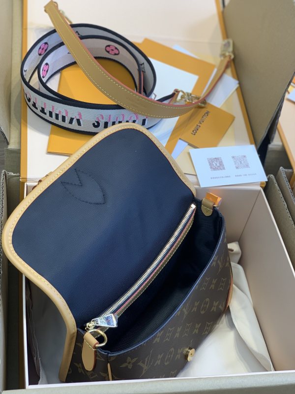 LV  Original 1:1 replica