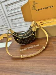 LV size 23x13x6 CM