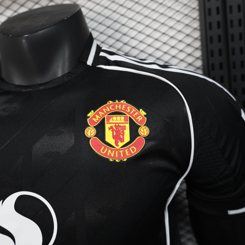 Player Manchester United Training Jersey 25/26 New Season Football Jersey Sports Shirt