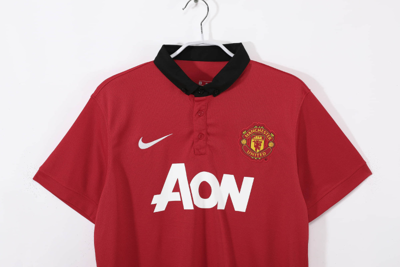 Manchester United Home 2013/14 Retro Football Jersey Sports Shirt