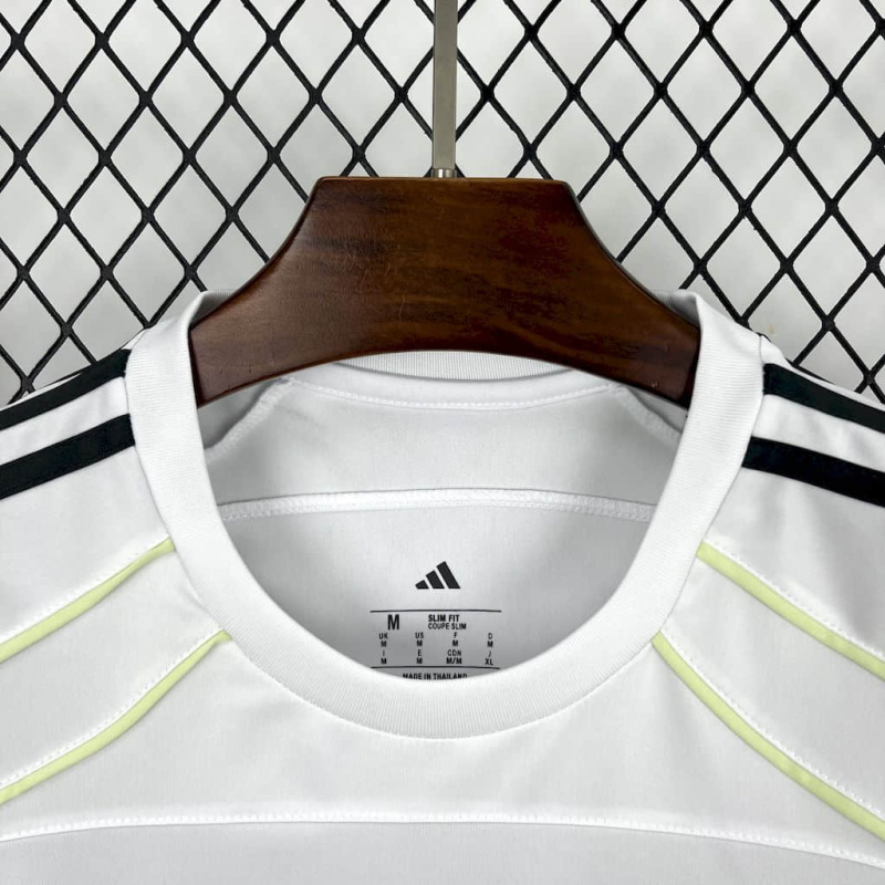 Real Madrid Training Jersey 25/26 new season Football Jersey Sports shirt