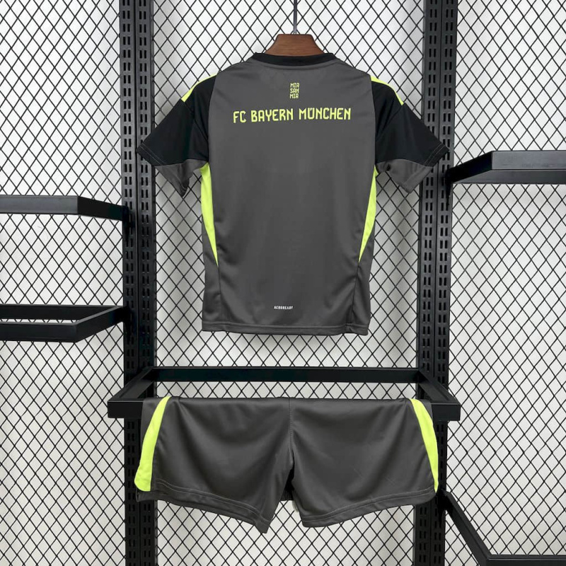 Kids Kit Bayern Munich Blackn Goalkeeper 25/26 new season Football Jersey Sports shirt
