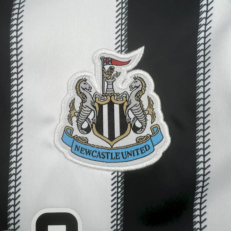 Kids Kit Newcastle United Home 2025/2026 new season Football Jersey Sports shirt