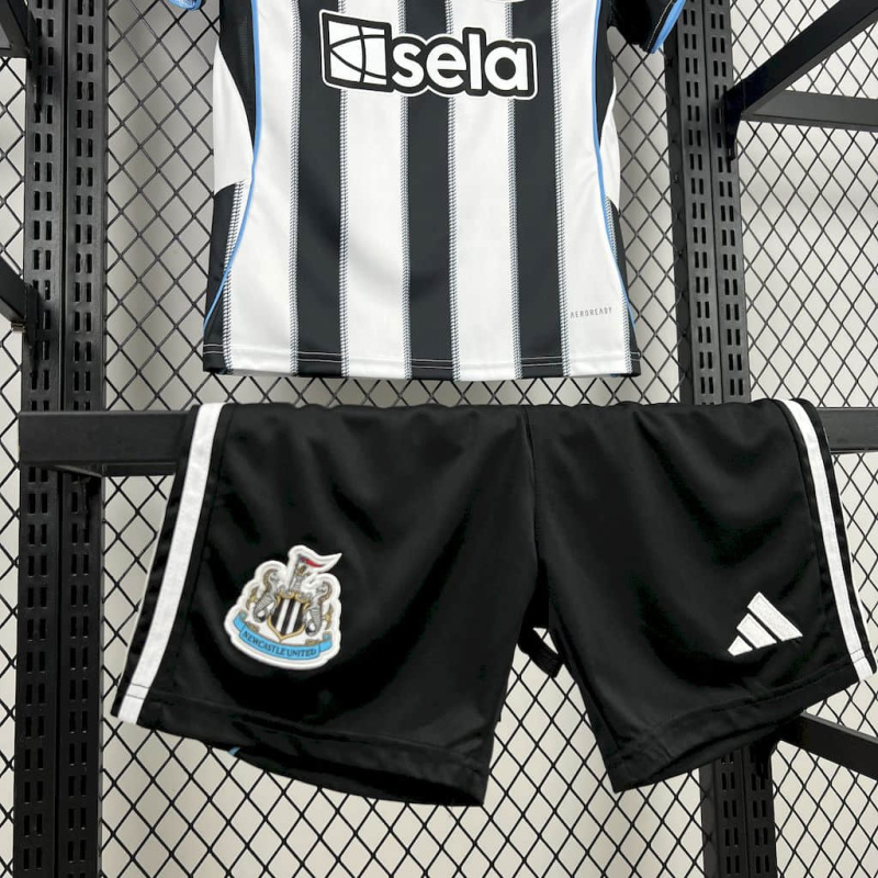 Kids Kit Newcastle United Home 2025/2026 new season Football Jersey Sports shirt
