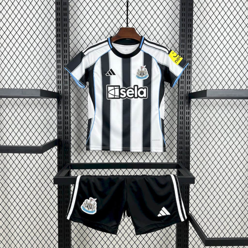 Kids Kit Newcastle United Home 2025/2026 new season Football Jersey Sports shirt