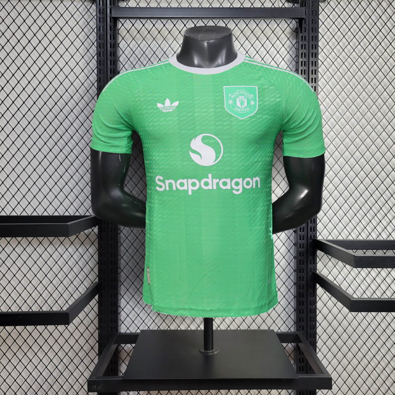 Player Manchester United Goalkeeper 2025/2026 new season Football Jersey Sports shirt