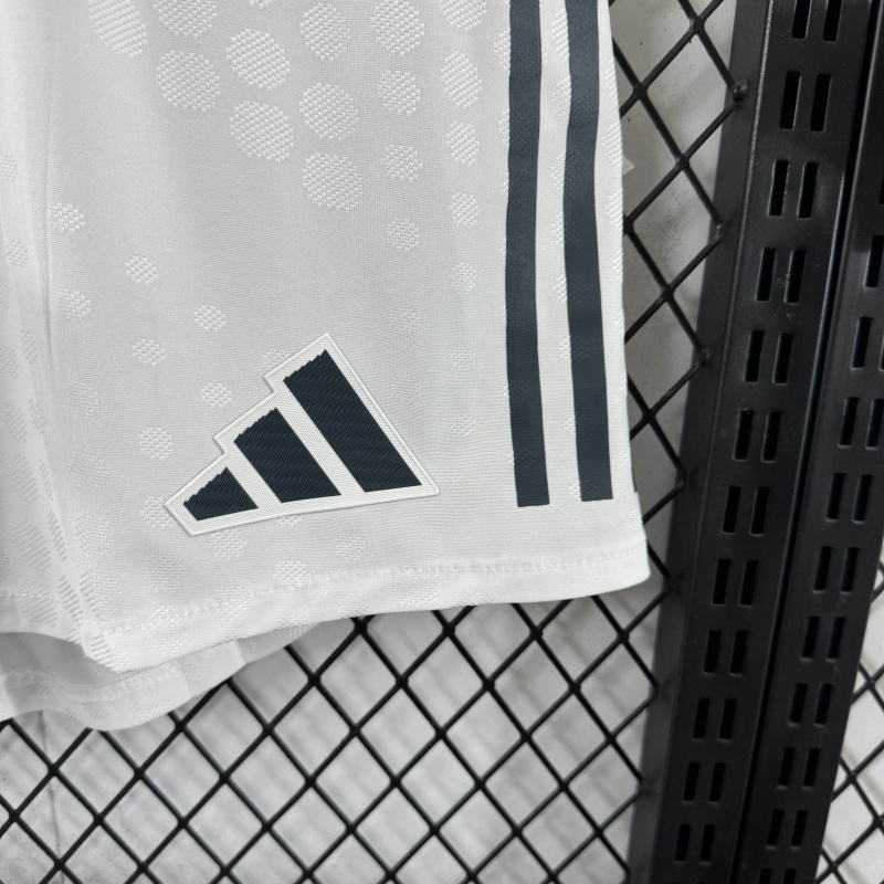 Player Bayern Munich away 2025/2026 shirt+shorts+sock kit Football team shirt Jersey