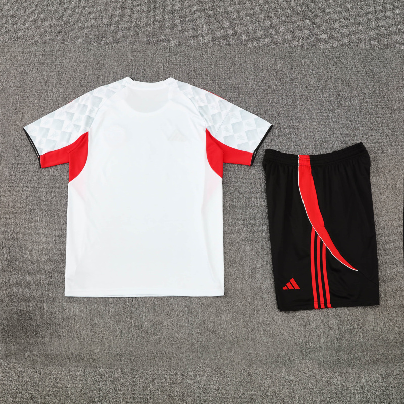 Manchester United Short sleeve training kit 2025/2026 New Season Football Jersey Sports Shirt