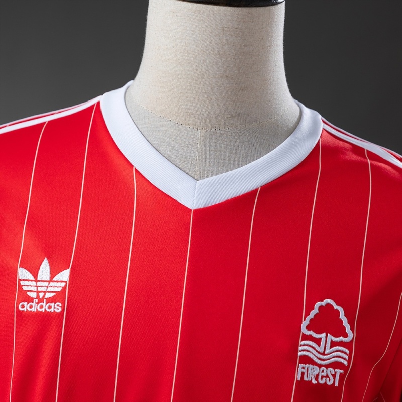 Retro Nottingham Forest Away Long Sleeve 82/84  Season Football Jersey Sports Shirt