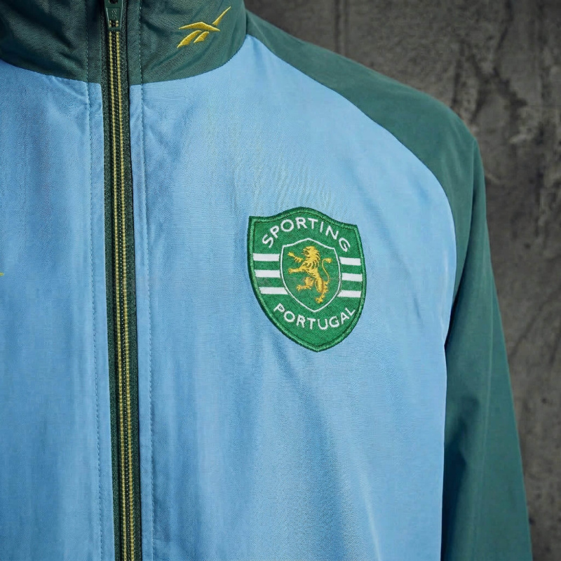 Retro Windbreaker Benfica 02/03 Jersey