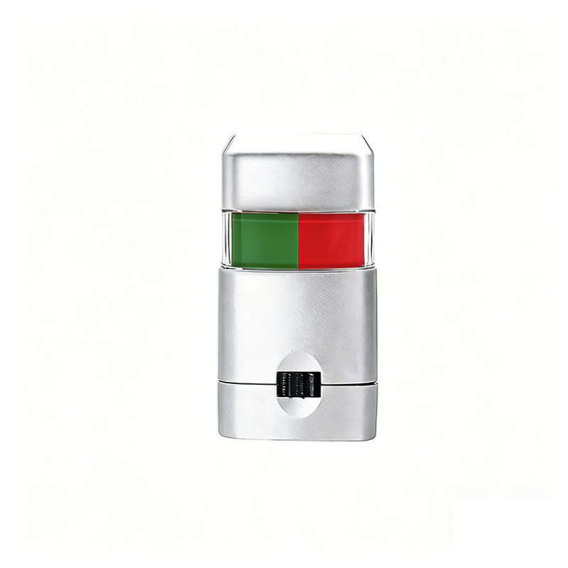 World Cup fan tricolor face paint, oil-based face paint.