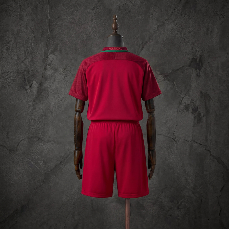 Retro Kids Kit Portugal 16-17 Home Jersey Size 16-28