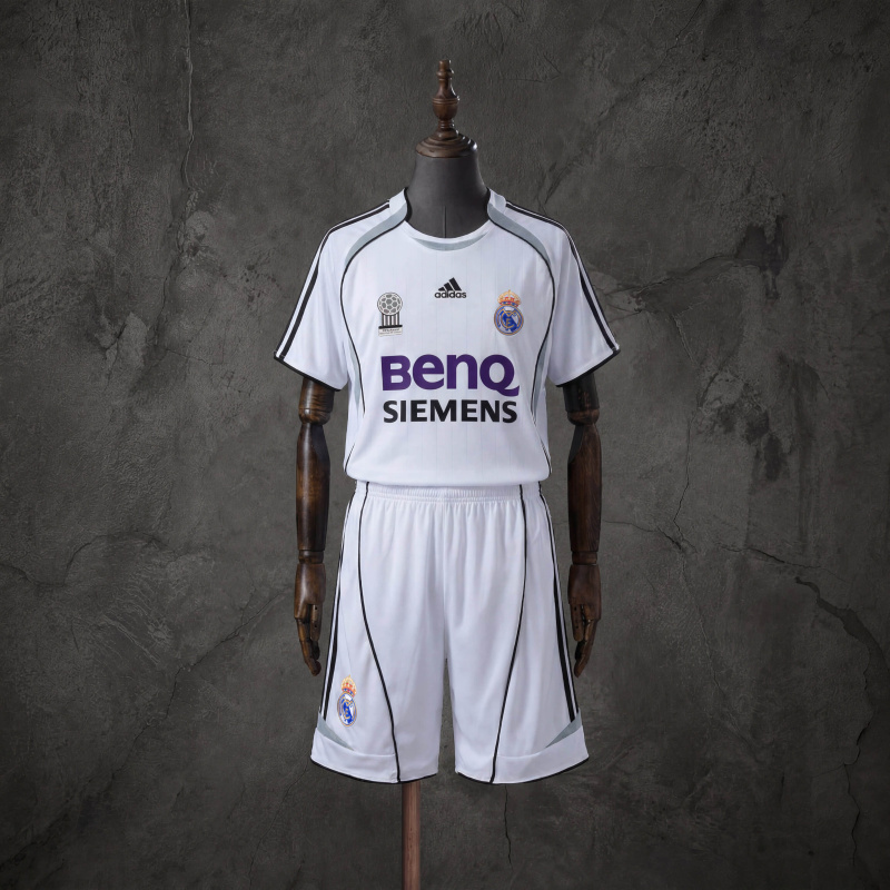 Retro Kids Kit Real Madrid 06-07 Home Jersey SIZE 16-28