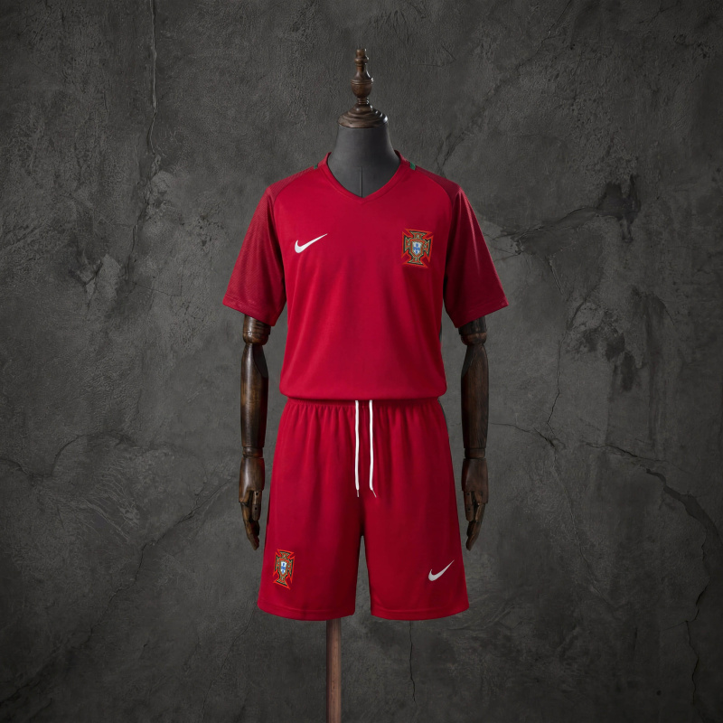Retro Kids Kit Portugal 16-17 Home Jersey Size 16-28