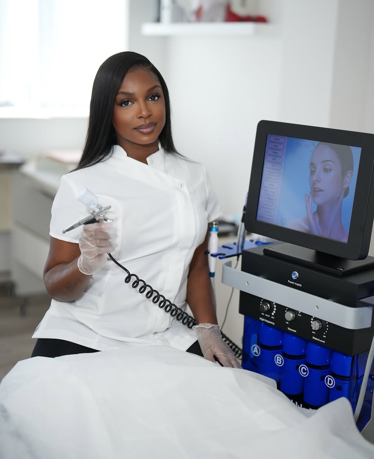 Advanced HydroFacial Device for Skin Rejuvenation & Hydration – Spa & Clinic Use,emmalaser,Advanced HydroFacial Device for Skin Rejuvenation & Hydration – Spa & Clinic Use
