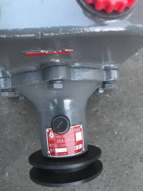 Sinotruk WD615 engine water pump Steyr water pump