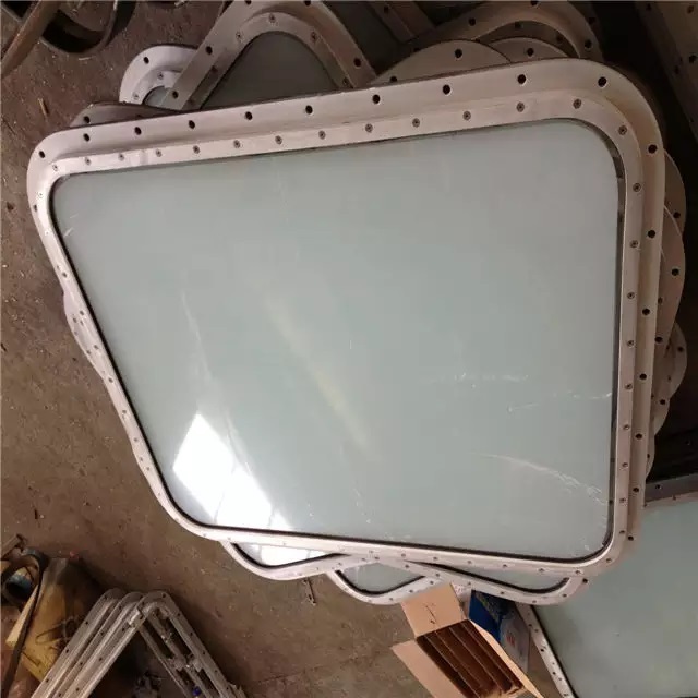 Fixed rectangular window for marine cab marine boat windows