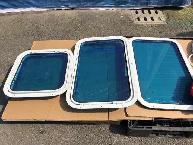 Marine customized aluminum rectangular or irregular sliding window marine porthole with strong and high quality