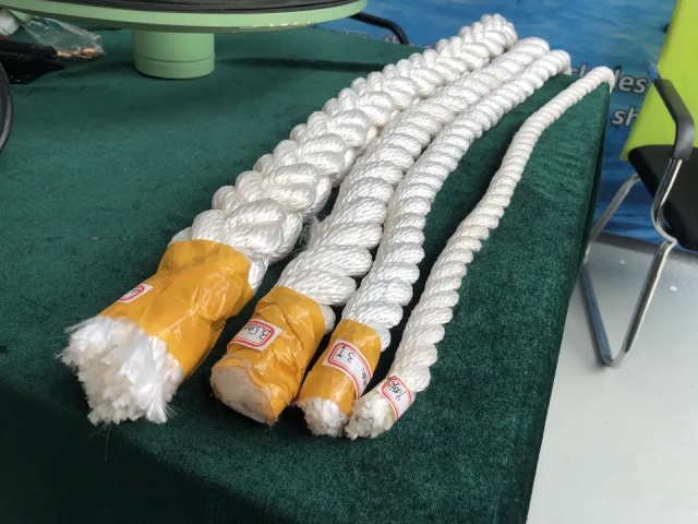 MOORING ROPE 8 STRAND PLAITED