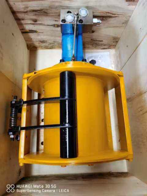 Sinooutput hydraulic winch for sale 100KN 140KN with CCS CE certificate one year quality warranty marine land winch