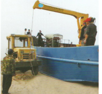 5 ton marine crane with hydraulic telescopic boom high strength plate strong structure high elevation angle with CE certificate