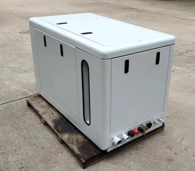 Compact Marine Generator Set 6kW-35kW for Yachts Patented Silent Technology 50-60Hz Frequency Output