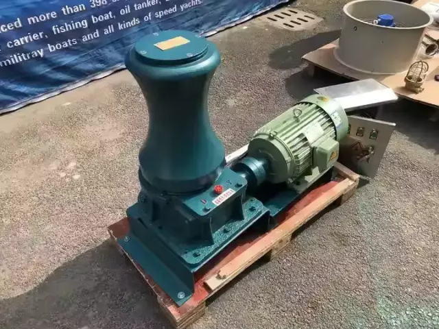 Marine Vertical Hydraulic Winch 7.5KW 50/60HZ 380V/220V Steel Material With Control Box