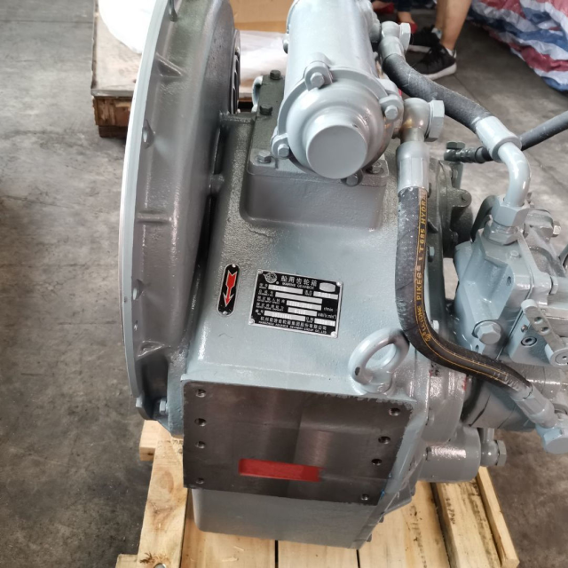 Sinooutput Helical Bevel Gearbox 5:1 Reduction Ratio Carbon Steel High-speed Marine Engine 1000-3500rpm Good Quality 1 Year
