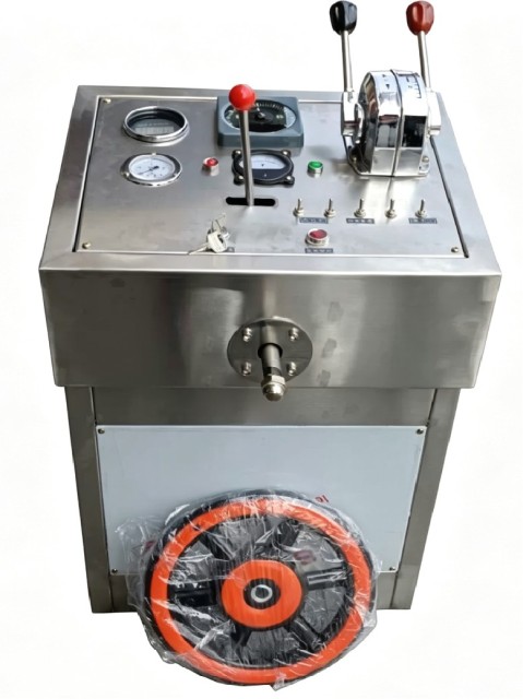 Customized Marine Hydraulic Steering System with Console - Tailored Design for Ship Space Optimization