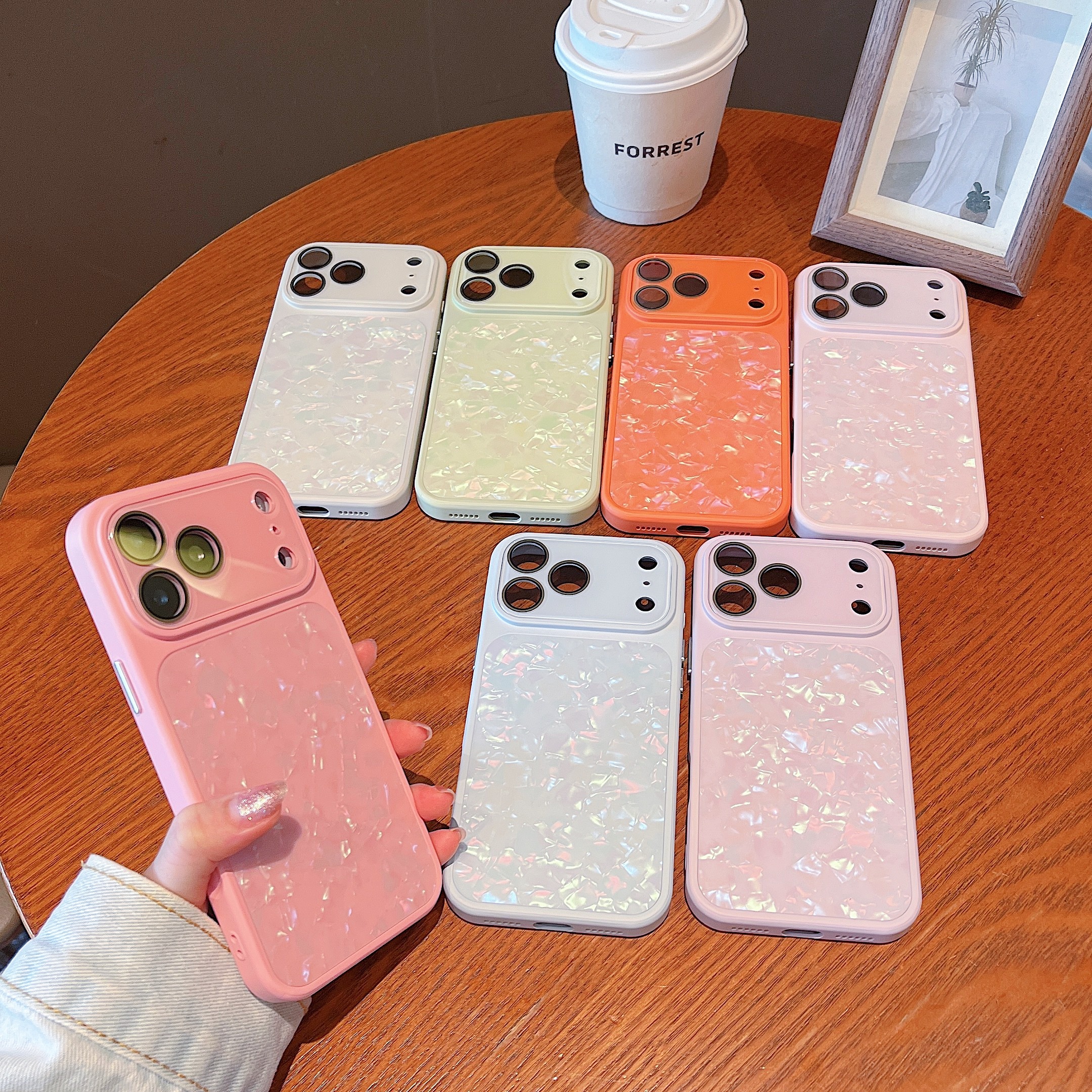 SY11 Funda Acrílica con Textura Nácar | Botones Metálicos | Marco TPU 2.0 mm | Cámara Desmontable Reforzada