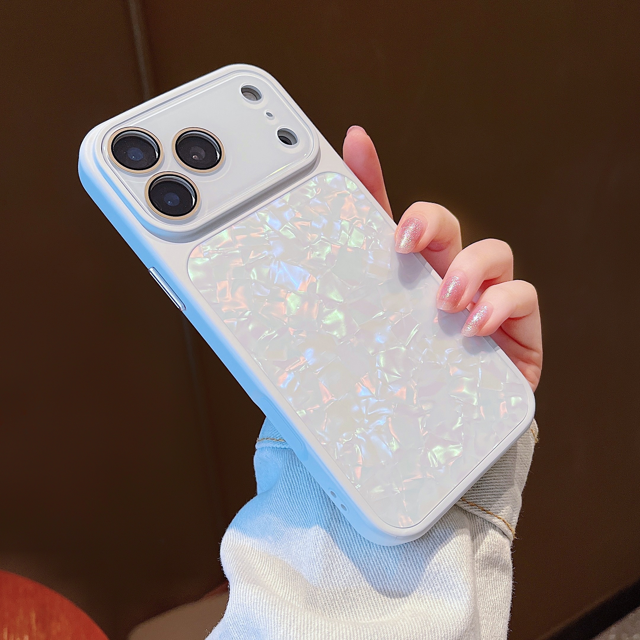 SY11 Funda Acrílica con Textura Nácar | Botones Metálicos | Marco TPU 2.0 mm | Cámara Desmontable Reforzada