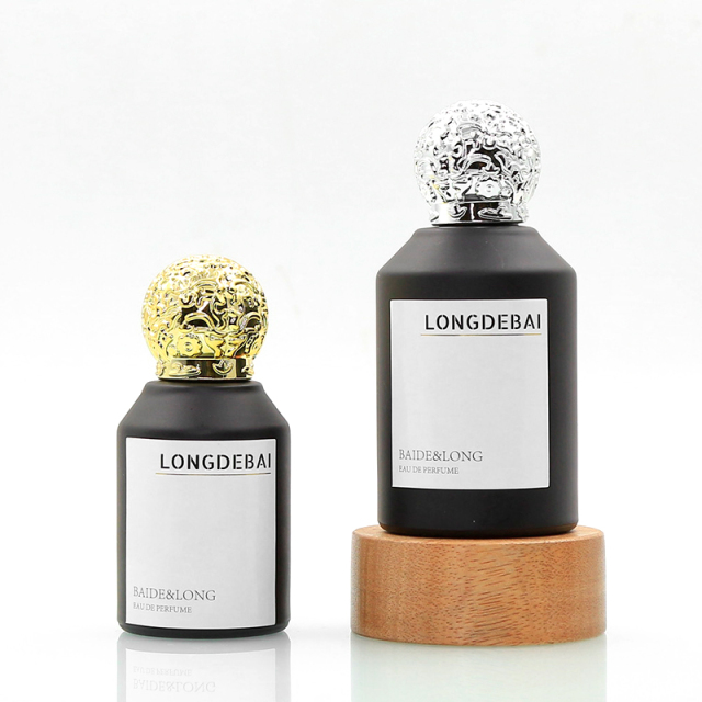 LONGDEBAI Luxury Custom Empty Round Glass Spray Bottles 30ml 50ml 100ml Crimp Perfume Bottle with Wooden Lid