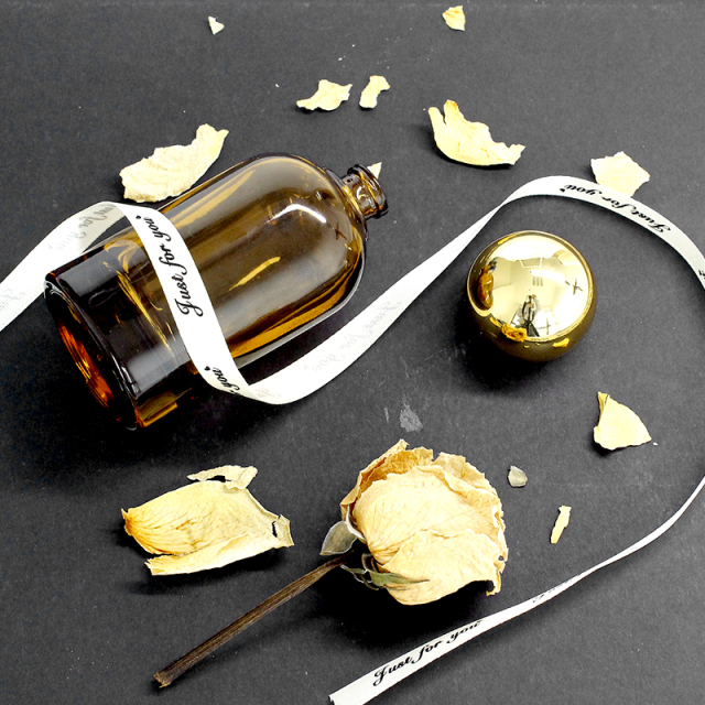 Empty Round Crimp Glass Bottle Clear Customizable Luxury Perfume Bottle 30ml 50ml 100ml with plastic lid