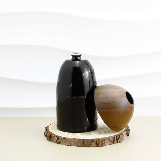 Luxury custom round perfume bottle 100ml crimp empty perfume bottle with wooden lid