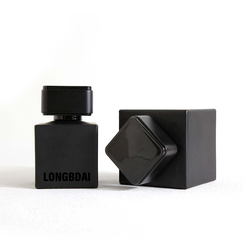 Custom square black perfume bottle 30ml 50ml Spot perfume bottle 100ml with black cap