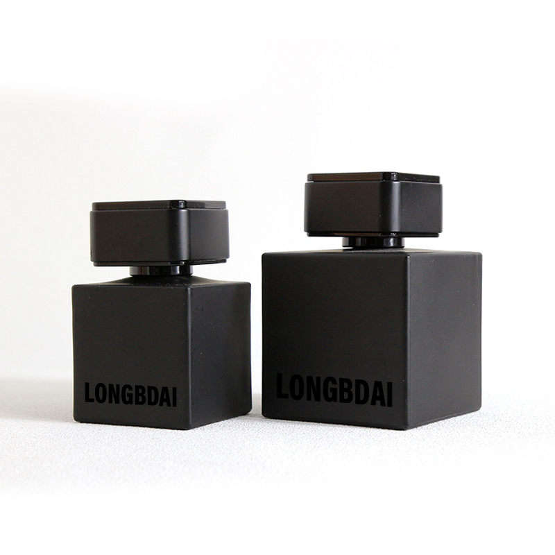 Custom square black perfume bottle 30ml 50ml Spot perfume bottle 100ml with black cap