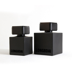 Custom square black perfume bottle 30ml 50ml Spot perfume bottle 100ml with black cap
