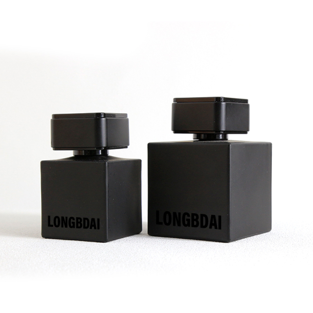 Custom square black perfume bottle 30ml 50ml Spot perfume bottle 100ml with black cap