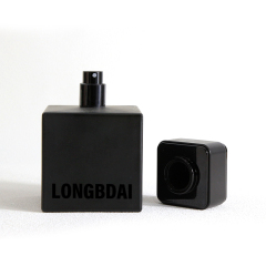 Custom square black perfume bottle 30ml 50ml Spot perfume bottle 100ml with black cap